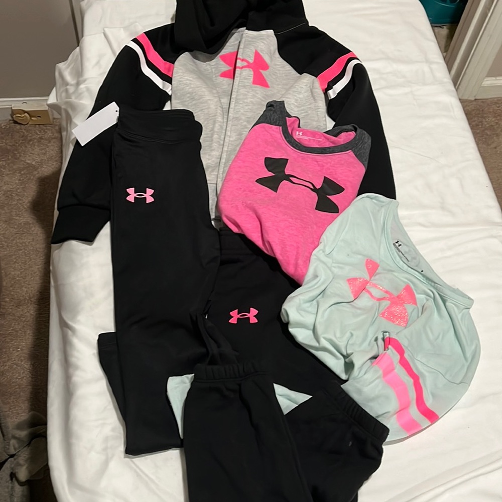 Girls under armor